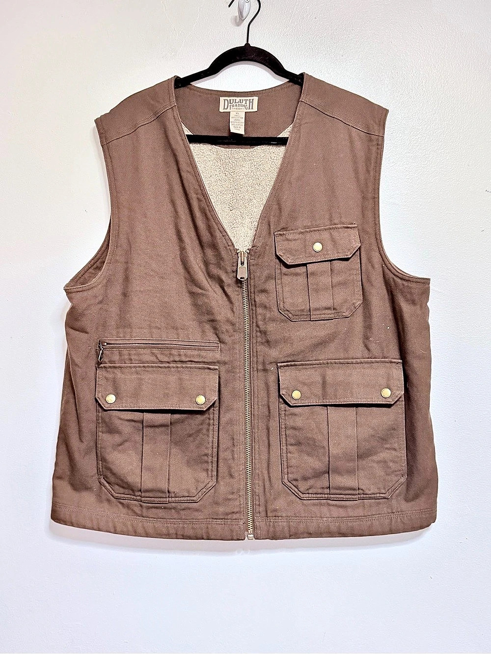 Duluth Trading Co. Canvas Sherpa Lined Utility Vest. Brown XL